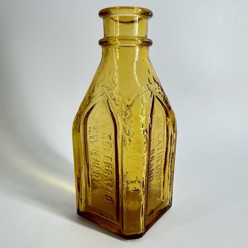 Vtg Wheaton Glass USA Brown Cathedral Walbridge Co Dunsmuir Chief Wahoo Tonic